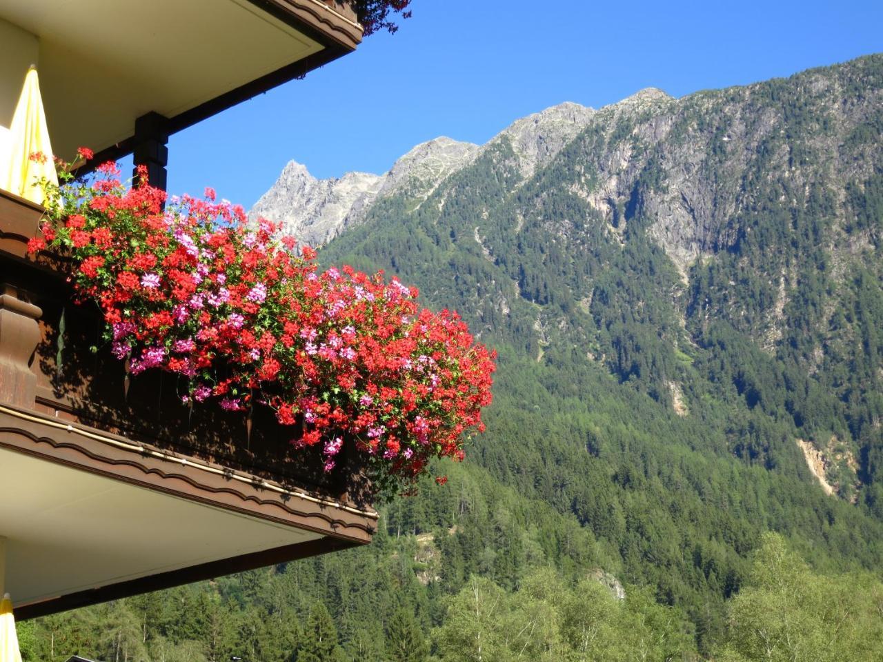 Ferienwohnung Haus Marita Oetz Exterior foto